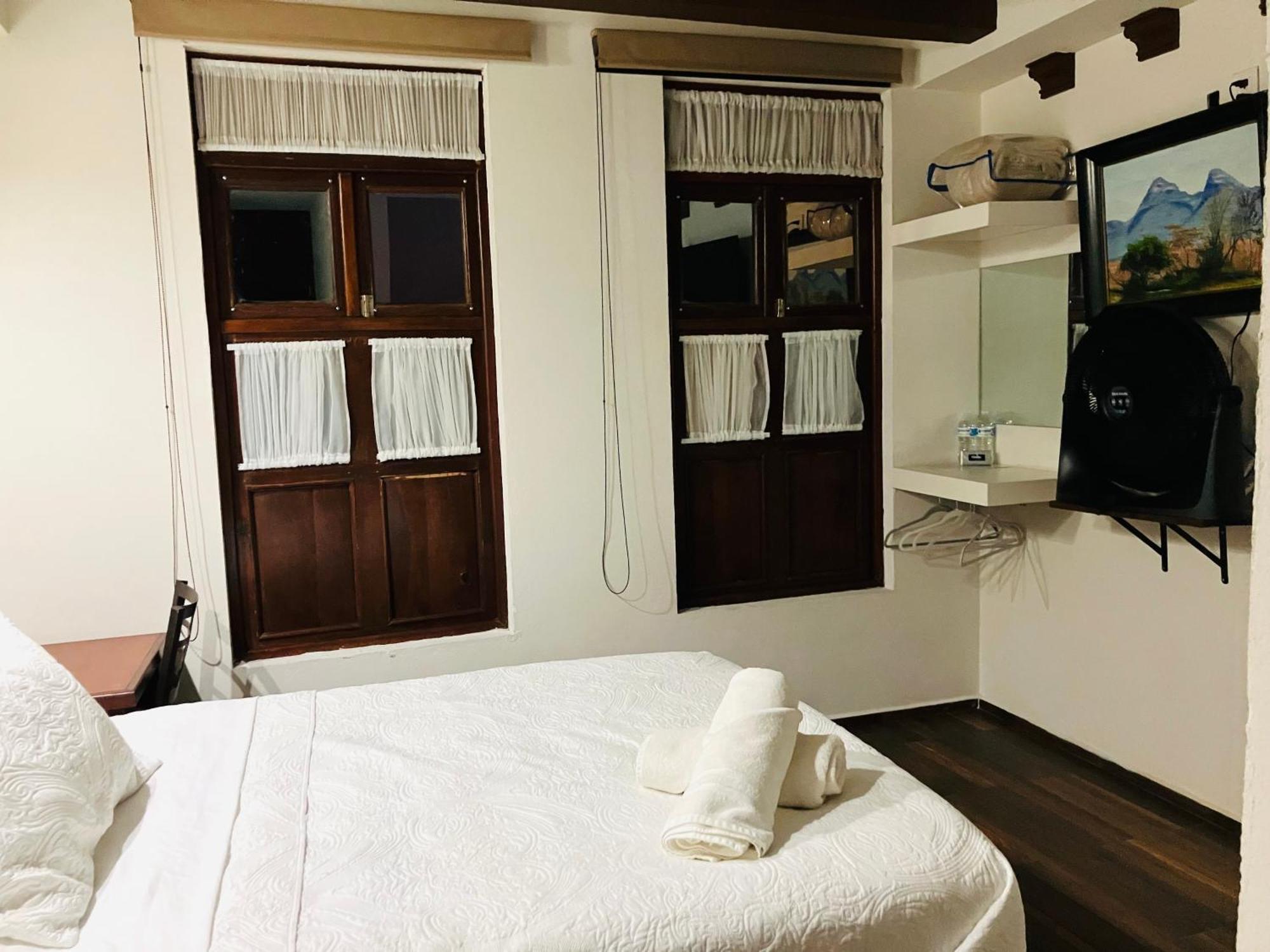 Casa De Los Remedios Морелия Екстериор снимка